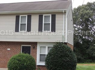 110 Water Gate Dr #B, Lynchburg, VA 24502