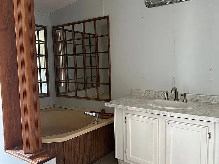 6614 Fitts Rd — Photo 4