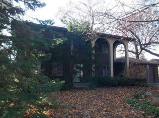 4825 Sherwood Rd, Madison, WI 53711