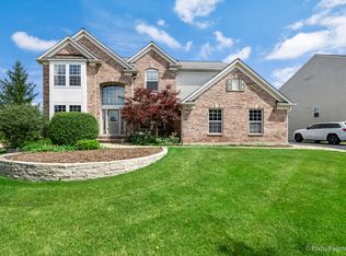 2792 Connolly Ln, Dundee, IL 60118