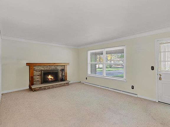 3rd image of 6470 E H Ave