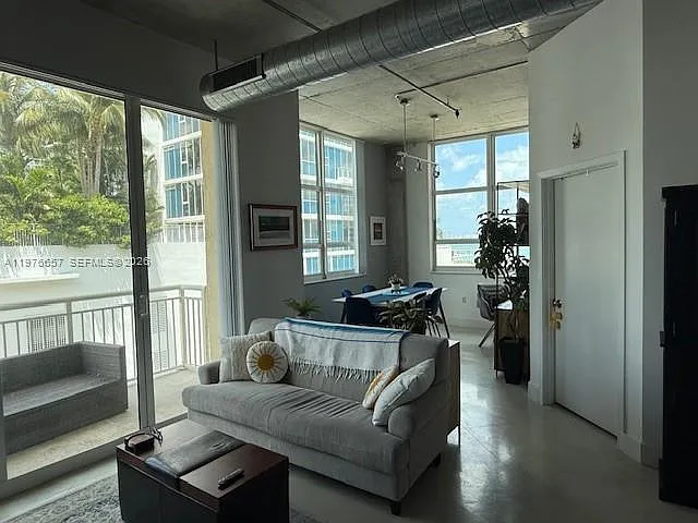 Building Photo - 2001 Biscayne Blvd #2502
