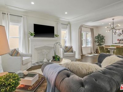 629 N Windsor Blvd, Los Angeles, CA, 90004