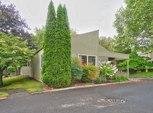 17661 NW Rolling Hill Ln, Beaverton, OR 97006