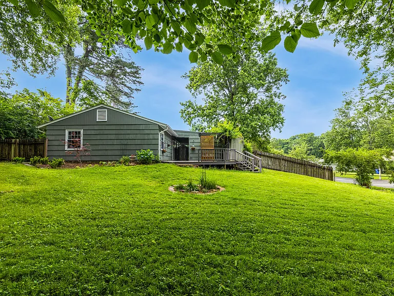 1125 Timbergrove Dr — Photo 32