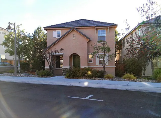 6673 Panther Creek Dr — Photo 3