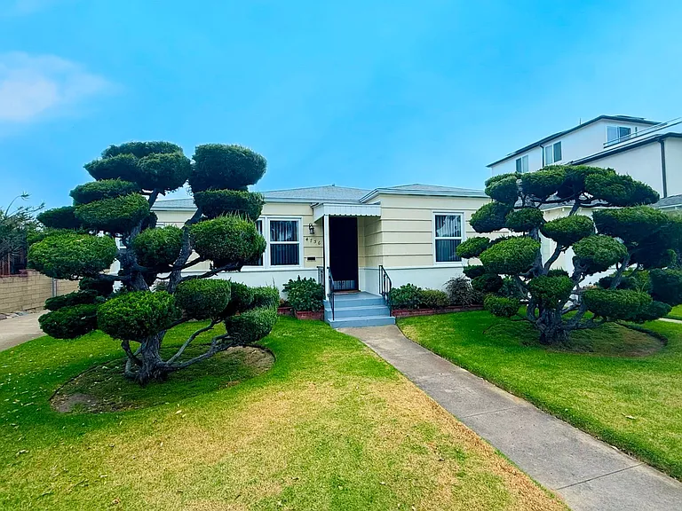 4756 Cape May Ave — Photo 2