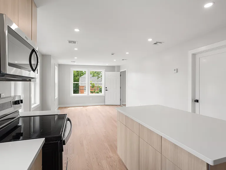 90 Berkshire St #3 — Photo 11