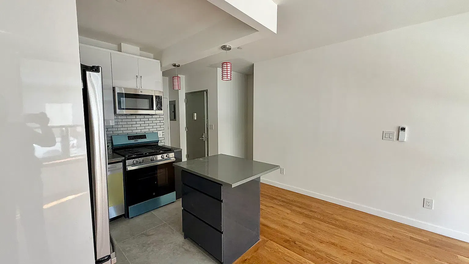 258 Eckford Street — Photo 3