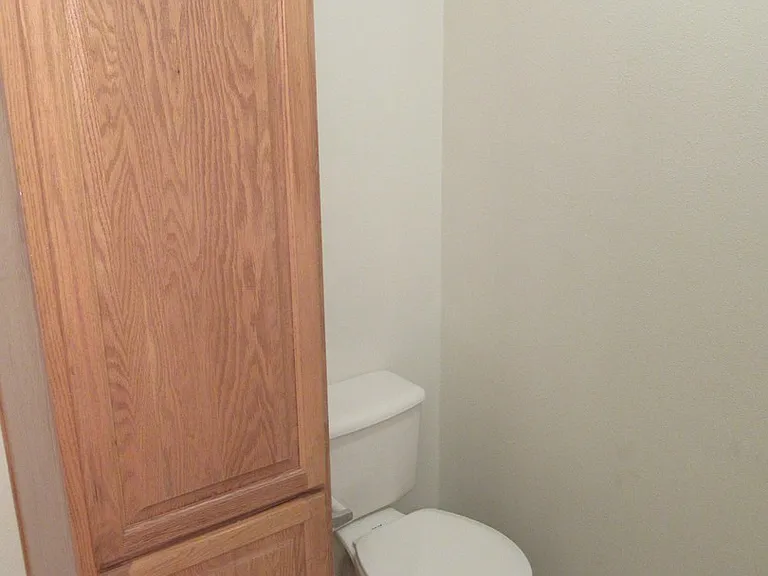 Large Three Bedroom Duplex in Keizer! — Photo 15