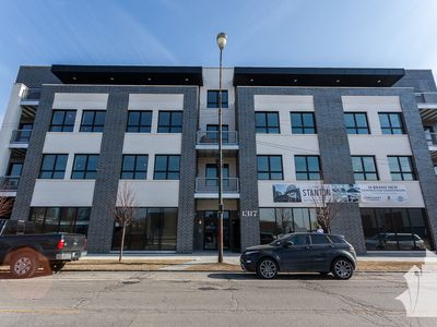1317 N Larrabee St, Chicago, IL, 60610
