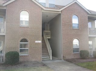 715 Mary Robert Ln, Newport News, VA 23608
