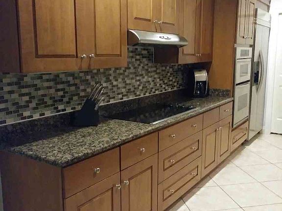 2nd image of 28250 Canal Rd Unit 402