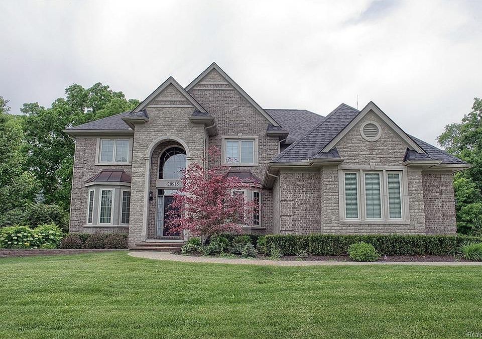 1st image of 20915 Normandy Ct