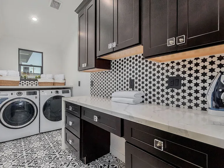 Laundry Room Cabinet