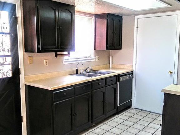 4th image of 11759 John Polley Cir