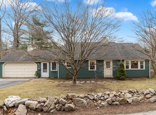 79 Cross Ln, Beverly, MA 01915