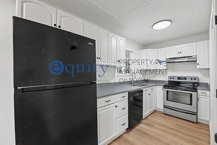 852 E Roosevelt Ave #B — Photo 4