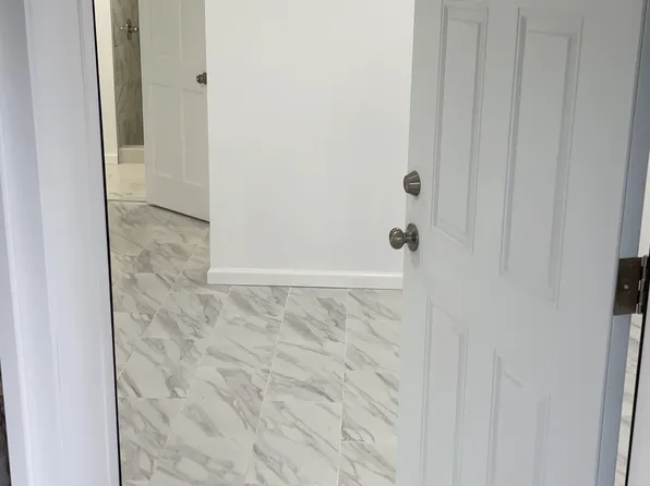 (undisclosed Address), Hicksville, NY 11801