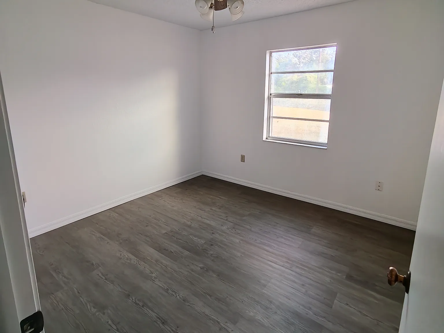 4 bed, 1777 sqft, $2,500 — Photo 4