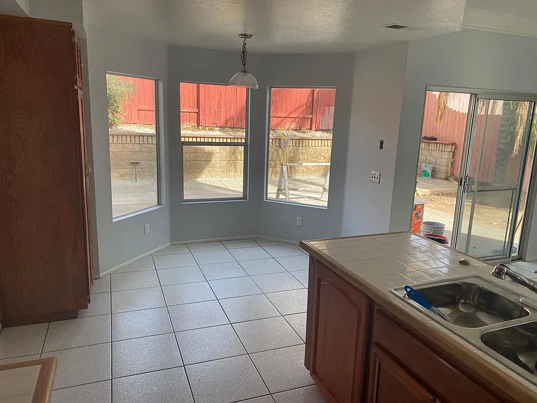 10780 Village Rd — Photo 5