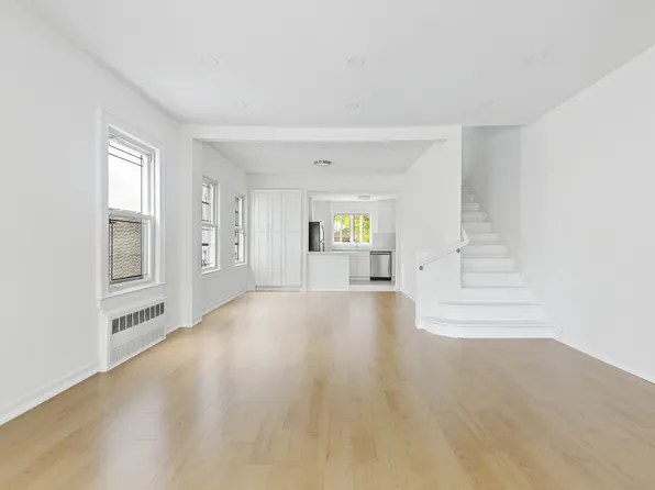 928 East 26th Street image 18 of 24