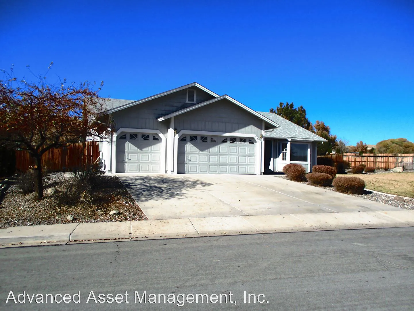 995 Rook Way photo 1