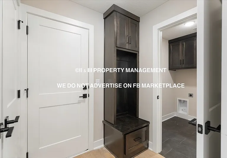 9581 Jupiter St — Photo 23