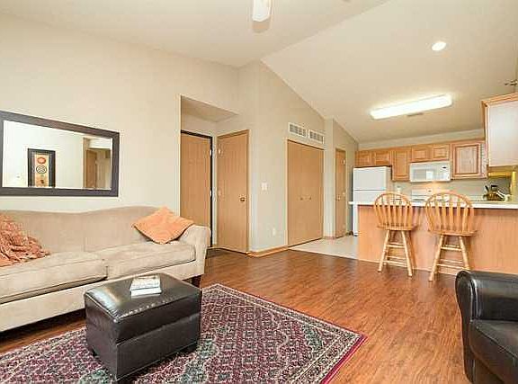 3rd image of 10131 Sutton Dr Unit 11