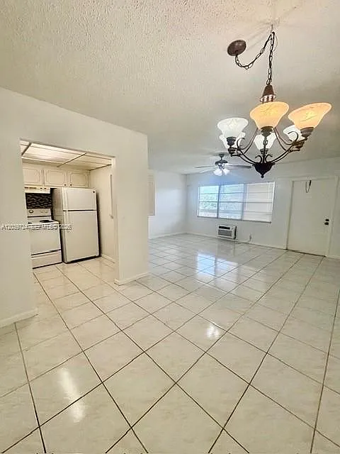 202 Mansfield E #E
