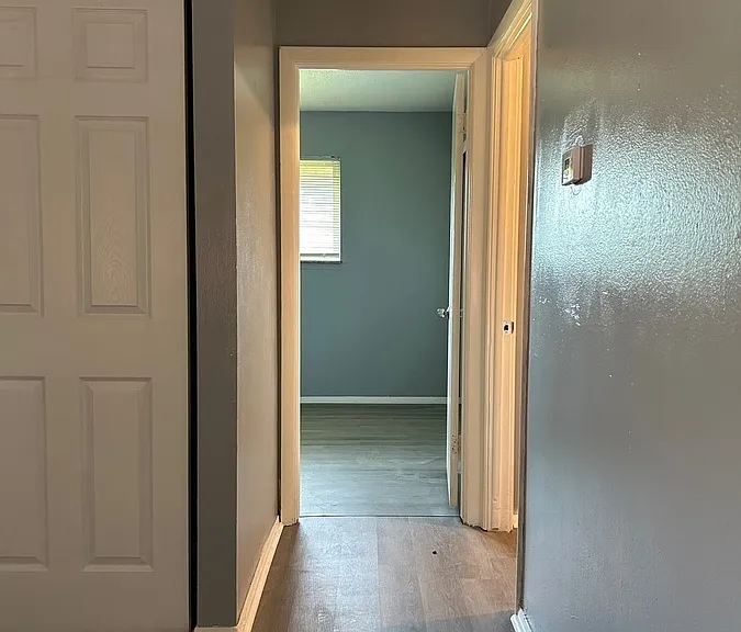 4337 Hill Ave #1 — Photo 6