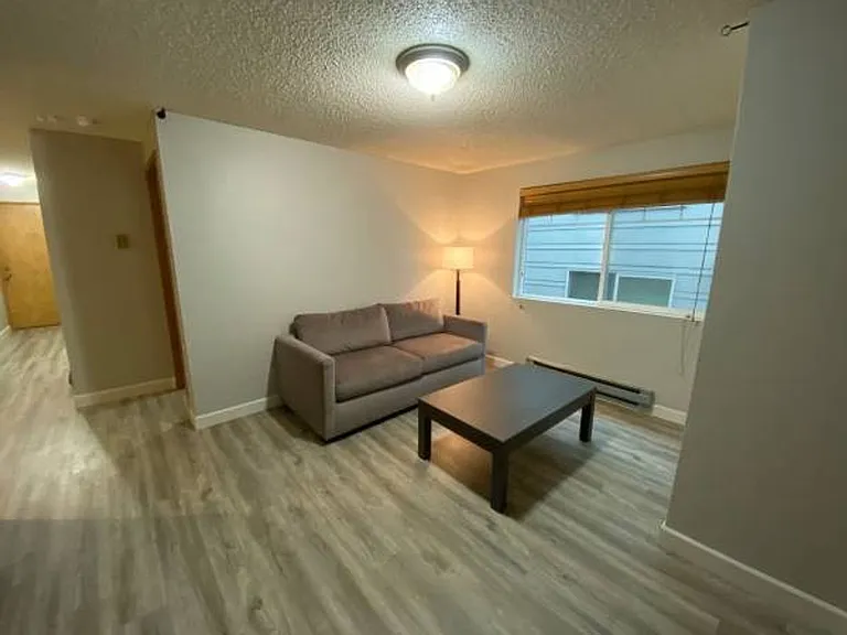 Westwood Apartments — Photo 159