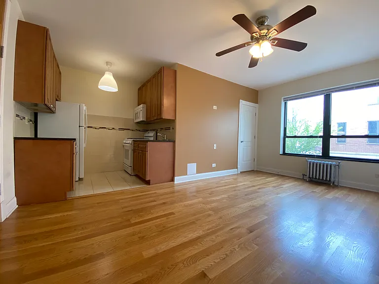 4552 N Clark Street — Photo 19