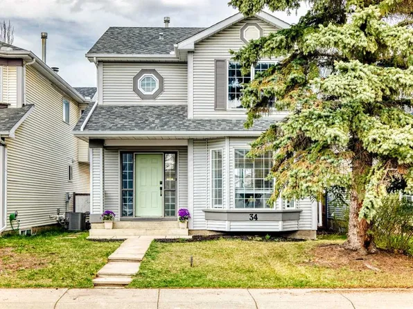 34 S River Rock Way SE, Calgary, AB T2C 4G9