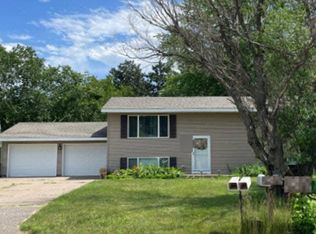 100 5th Ave S, Isanti, MN 55040