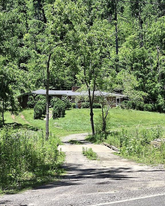 1st image of 278 Shope Creek Rd