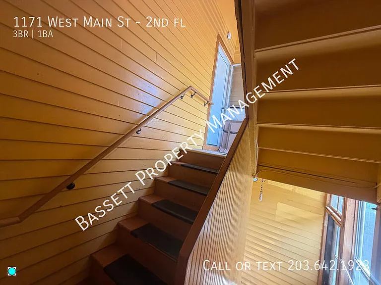 1171 W Main St #2 — Photo 15