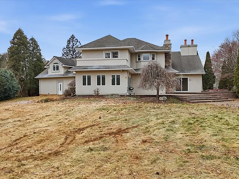 3616 Magnolia Dr — Photo 3