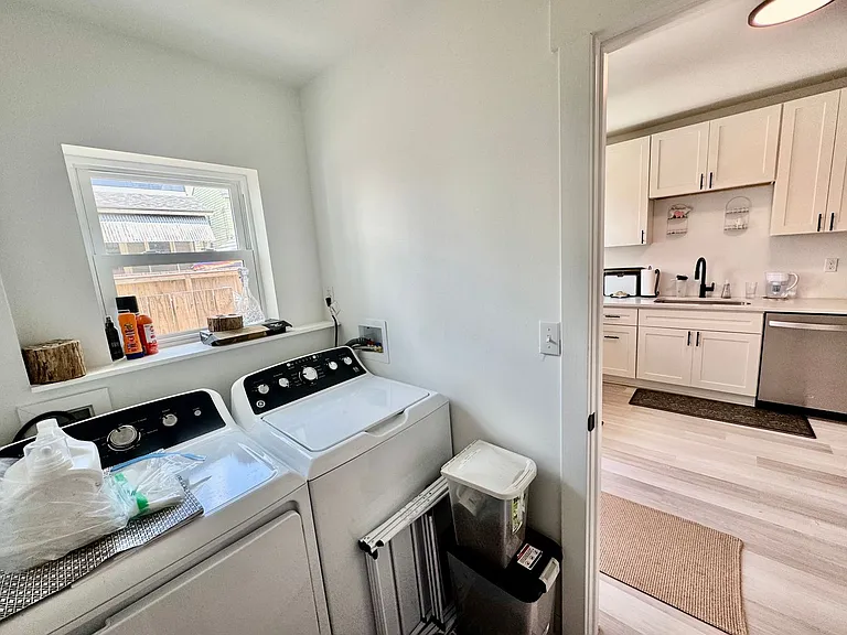 227 Ella St — Photo 7