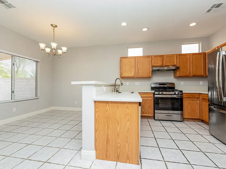 5044 Drifting Creek Ave — Photo 6