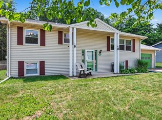 1912 Lauralwood Ave, Portage, MI 49002