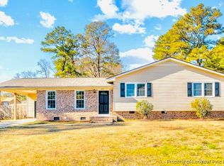 6815 Radial Dr, Fayetteville, NC 28311