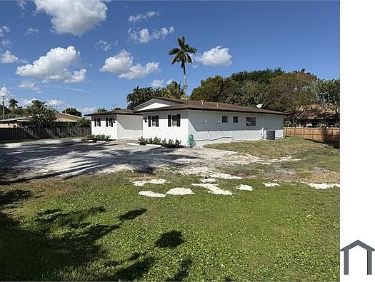 4th image of 6612 SW 49th St