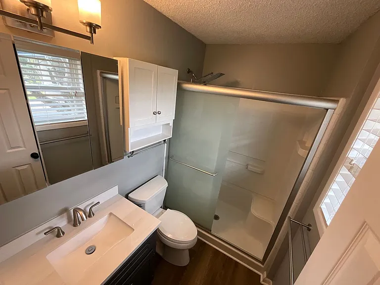 4900 Davis Dr — Photo 12