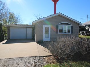 1004 10th Ave, Orion, IL 61273