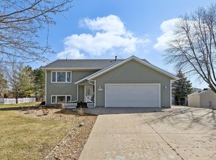 11415 3rd St, Becker, MN 55308