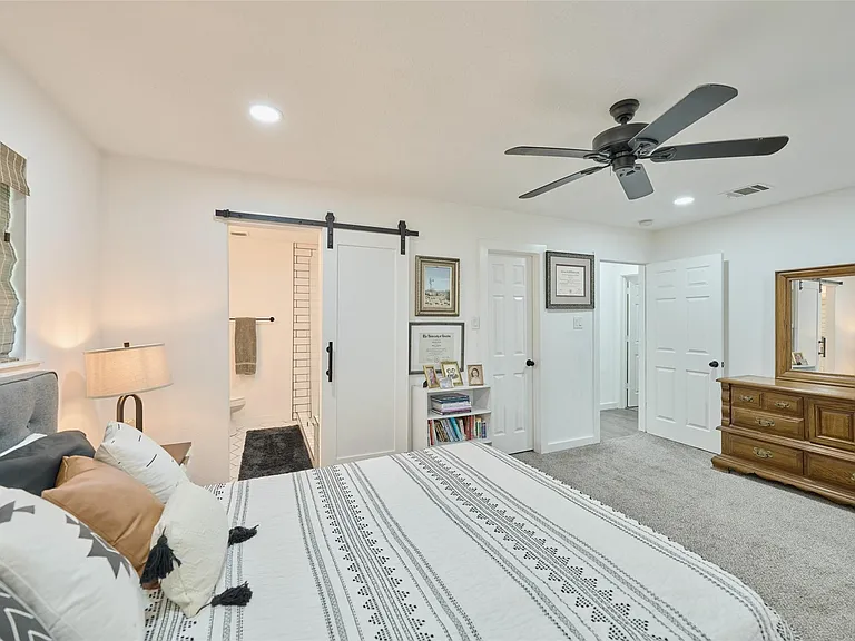 3607 Hickory Hill Ln — Photo 25