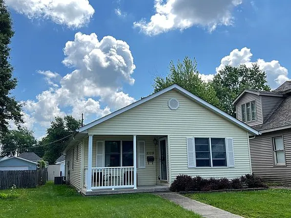 2329 N 12th St, Terre Haute, IN 47804
