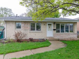 10426 Moody Ave, Chicago Ridge, IL 60415