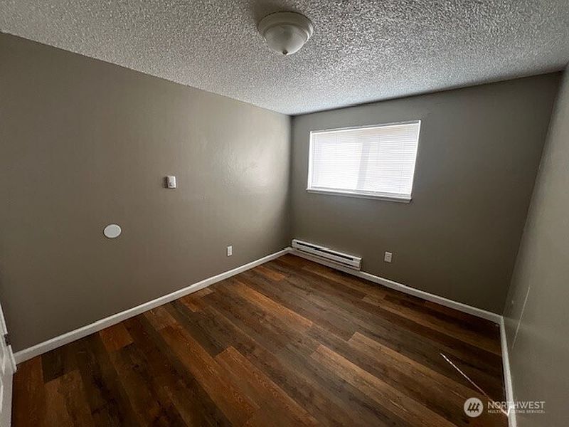 3rd image of 2716 S 258th Place